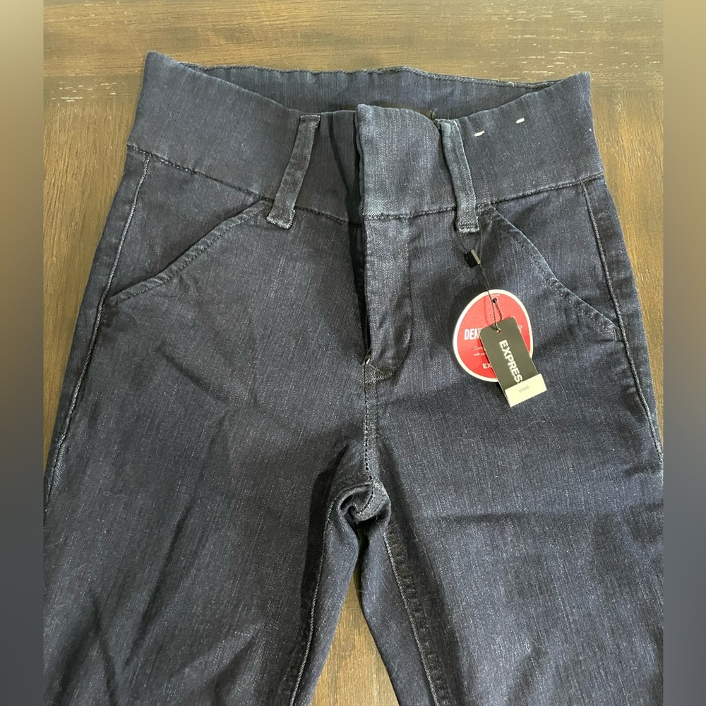 Express Denim Perfect High Rise Jeans - Picture 4 of 9
